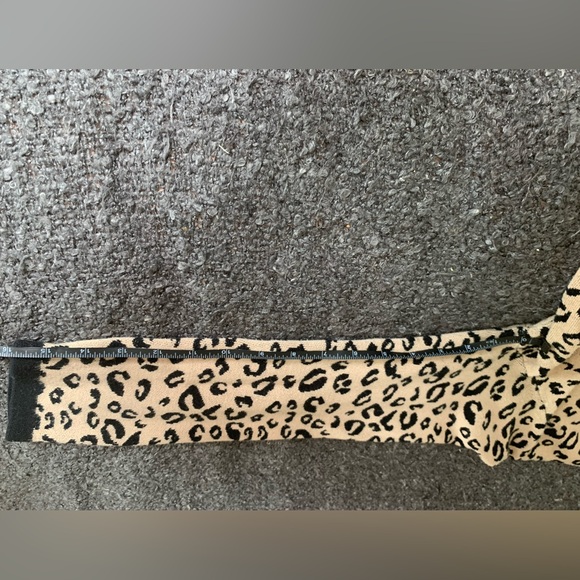 Leopard print cardigan SIZE Large - Picture 5 of 6